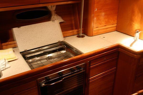 Book yachts online - sailboat - Bavaria 39 Cruiser - Kaštelet - rent