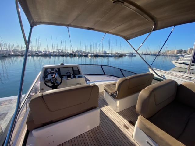 Book yachts online - motorboat - Bavaria Virtess 420 Fly - Mia Sophie - rent