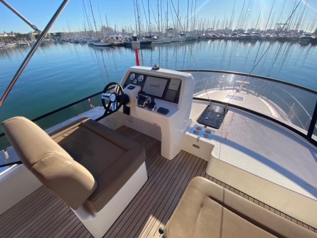 Book yachts online - motorboat - Bavaria Virtess 420 Fly - Mia Sophie - rent