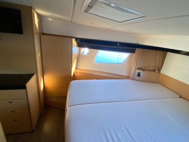 Book yachts online - motorboat - Bavaria Virtess 420 Fly - Mia Sophie - rent