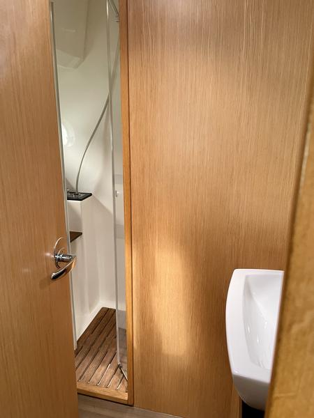 Book yachts online - motorboat - Bavaria Virtess 420 Fly - Mia Sophie - rent