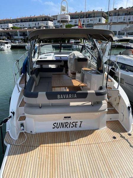Book yachts online - motorboat - Bavaria Sport 330 Open - Sunrise I - rent