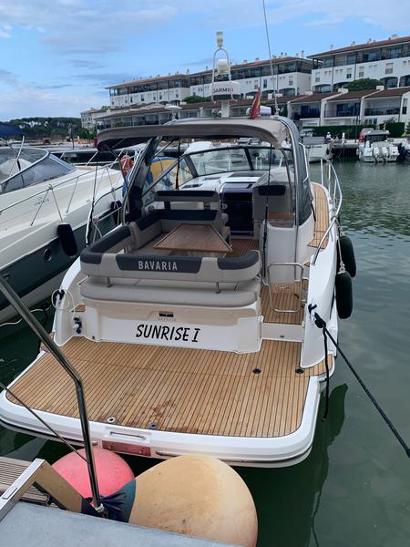 Book yachts online - motorboat - Bavaria Sport 330 Open - Sunrise I - rent