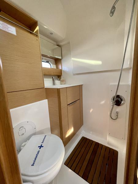 Book yachts online - motorboat - Bavaria Sport 330 Open - Sunrise I - rent