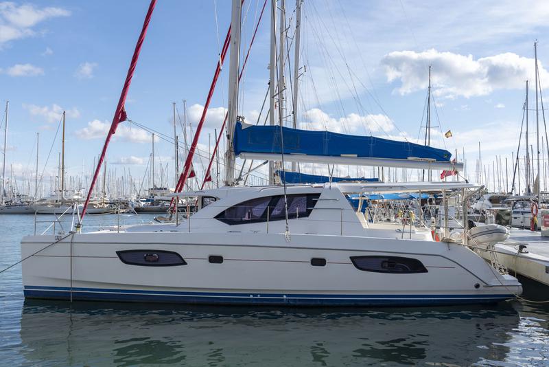 Book yachts online - catamaran - Leopard 444 - Portals Vells - rent