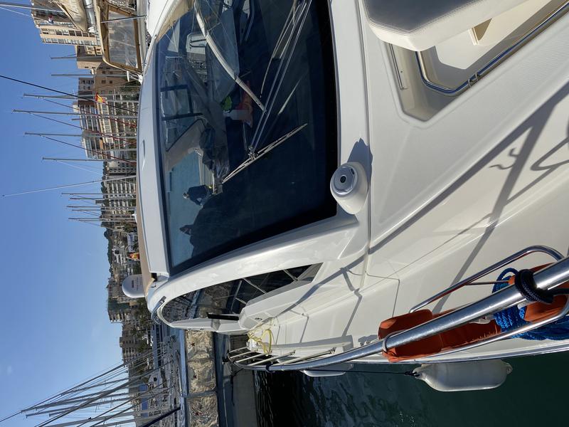 Book yachts online - motorboat - Cranchi M44 HT - Medusa - rent