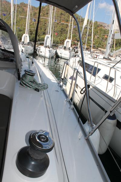 Book yachts online - sailboat - Bavaria Cruiser 46 - Coco - rent