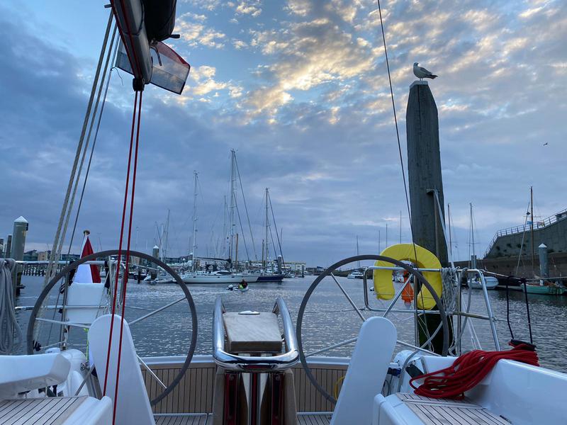 Book yachts online - sailboat - Dehler 34 - Hangover - rent