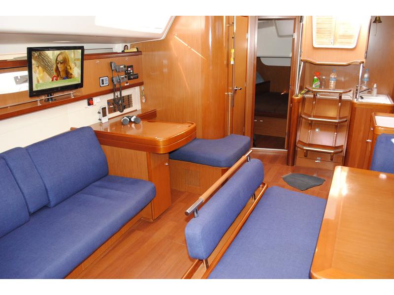 Book yachts online - sailboat - Oceanis 54 - SIRENA De ORO - rent