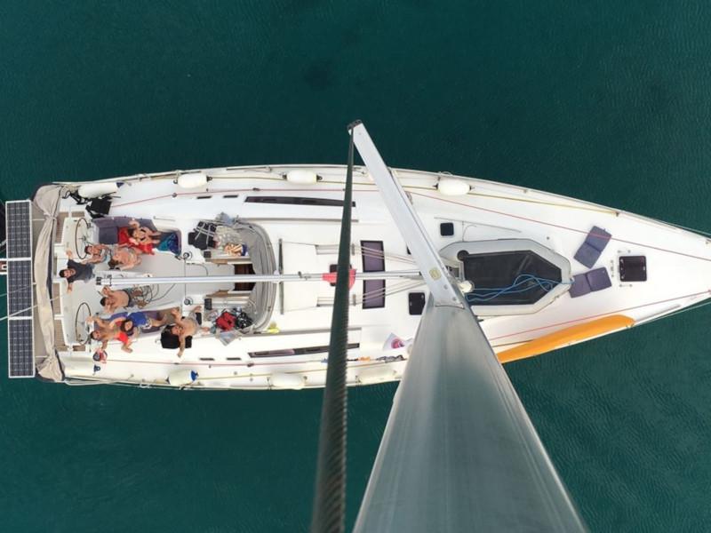 Book yachts online - sailboat - Oceanis 54 - SIRENA De ORO - rent