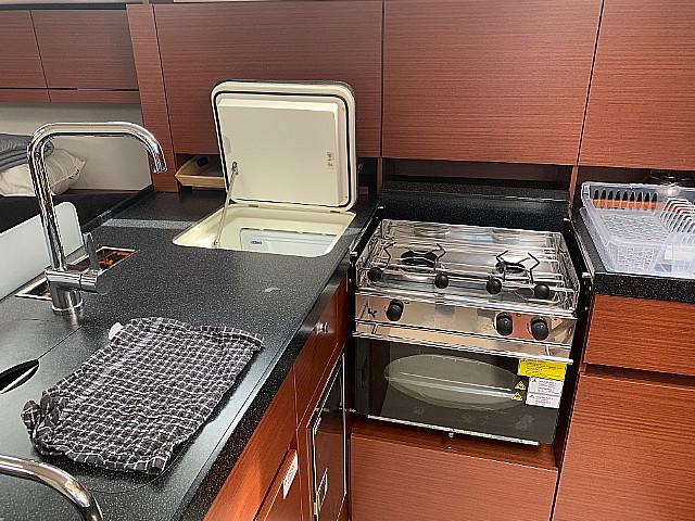 Book yachts online - sailboat - Hanse 418 - Piranha - rent