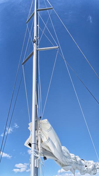 Book yachts online - catamaran - Luna 49 - Katamaran Red - rent