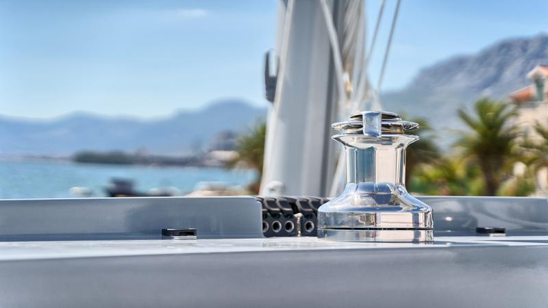 Book yachts online - catamaran - Luna 49 - Katamaran Red - rent