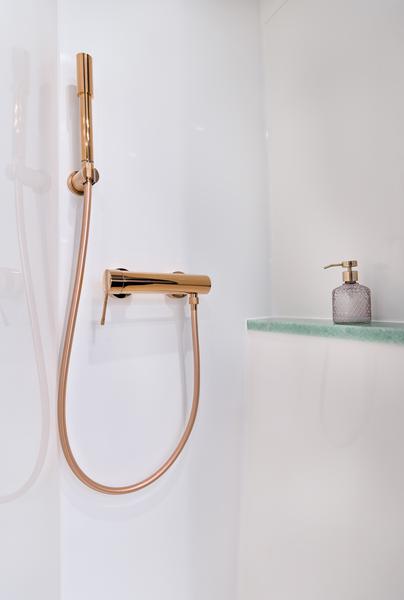 Book yachts online - catamaran - Luna 49 - Katamaran Red - rent