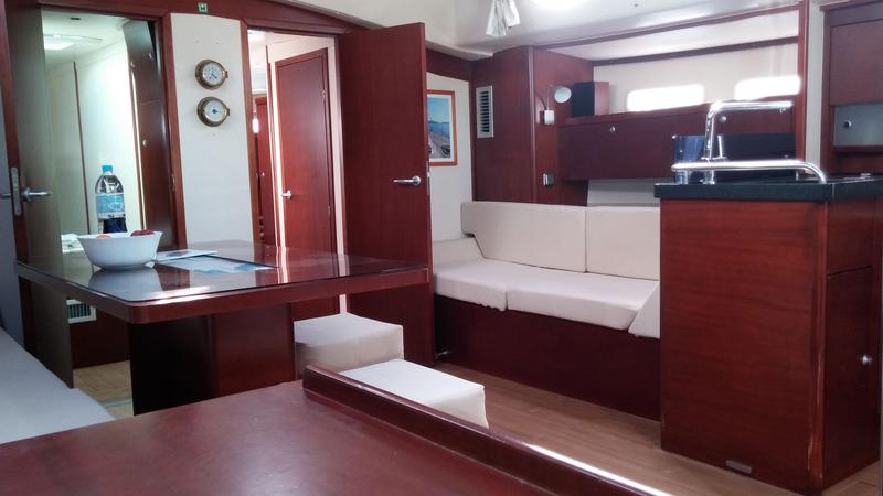 Book yachts online - sailboat - Hanse 540e - APOLLONIS - rent