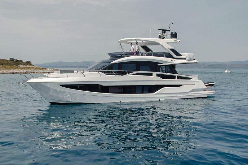 Book yachts online - motorboat - Galeon 640 Fly - FGstar - rent