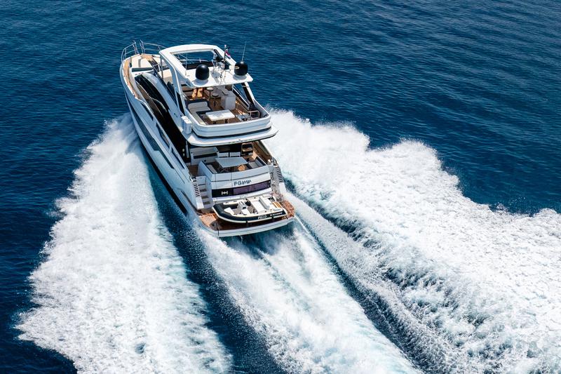 Book yachts online - motorboat - Galeon 640 Fly - FGstar - rent