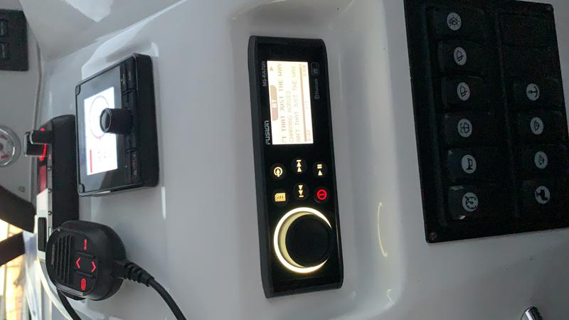 Book yachts online - motorboat - Beneteau Antares 36 - SOLAVIS - rent