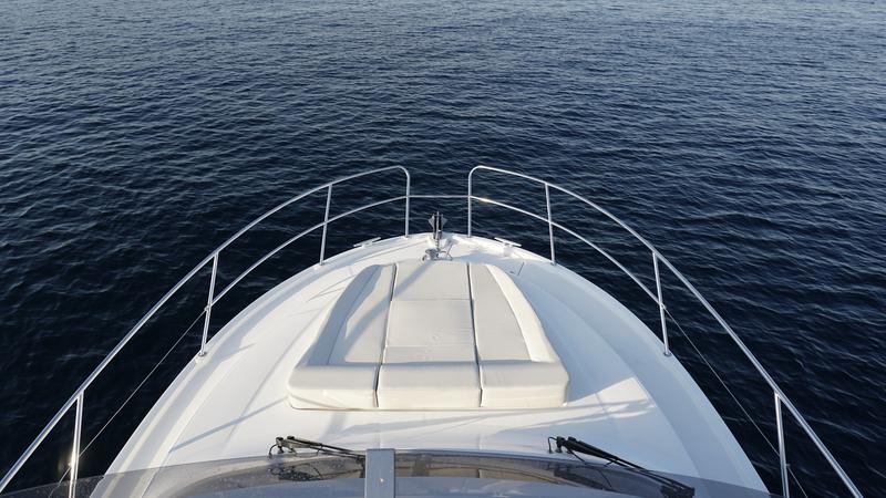 Book yachts online - motorboat - Beneteau Antares 36 - SOLAVIS - rent