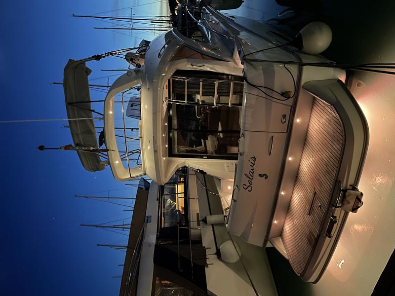 Book yachts online - motorboat - Beneteau Antares 36 - SOLAVIS - rent