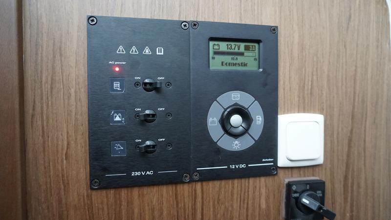 Book yachts online - motorboat - Beneteau Antares 36 - SOLAVIS - rent