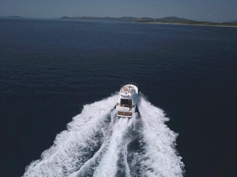 Book yachts online - motorboat - Beneteau Antares 36 - SOLAVIS - rent