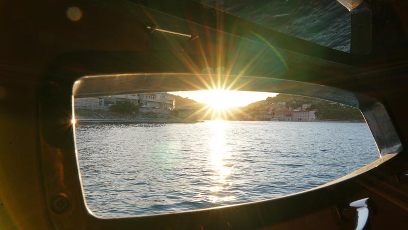 Book yachts online - motorboat - Sealine F450 - Shuron - rent