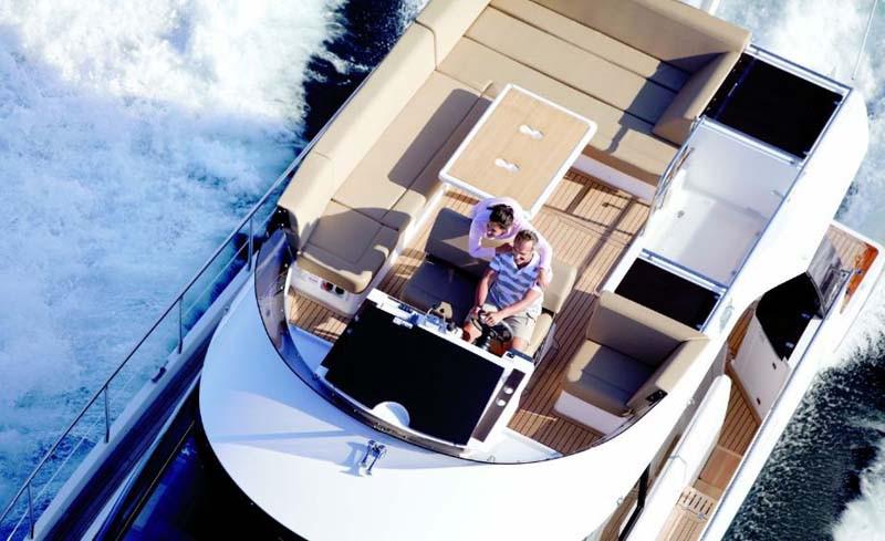 Book yachts online - motorboat - Sealine F450 - Shuron - rent