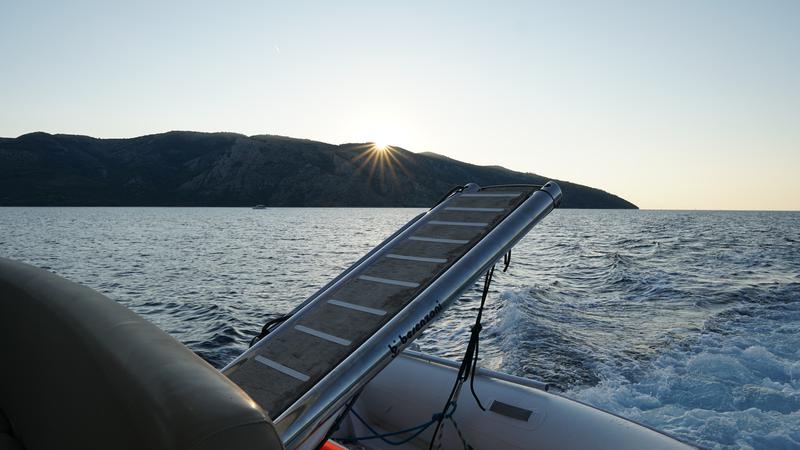 Book yachts online - motorboat - Sealine F450 - Shuron - rent