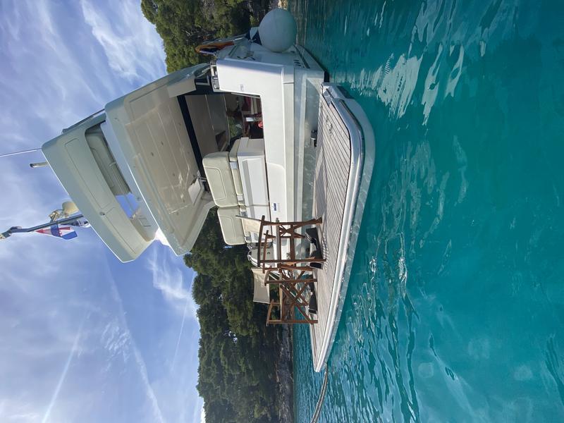 Book yachts online - motorboat - Bavaria Virtess 420 - SUNSHINE - rent