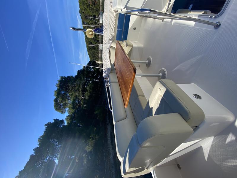 Book yachts online - motorboat - Bavaria Virtess 420 - SUNSHINE - rent