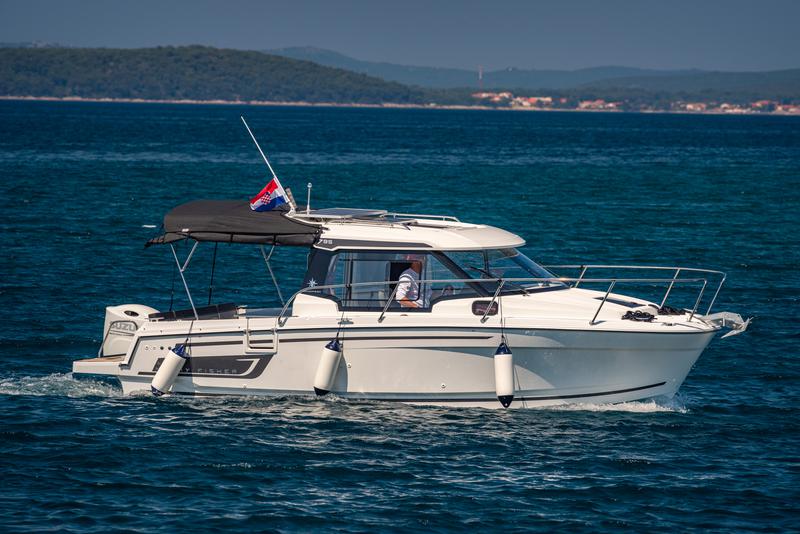 Book yachts online - motorboat - Merry Fisher 795 - KlaPa - rent