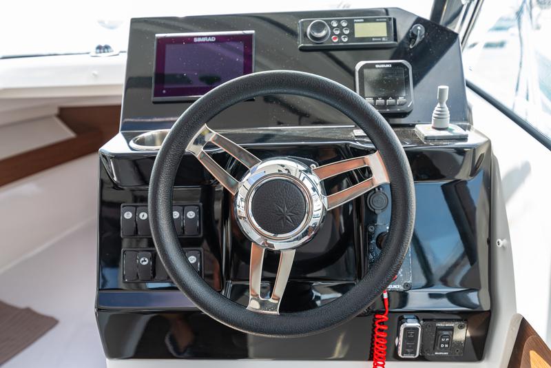 Book yachts online - motorboat - Merry Fisher 795 - KlaPa - rent