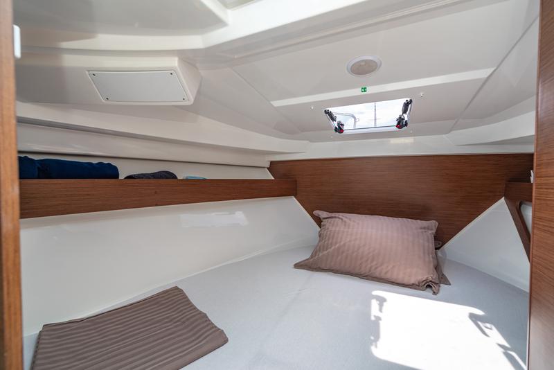 Book yachts online - motorboat - Merry Fisher 795 - KlaPa - rent