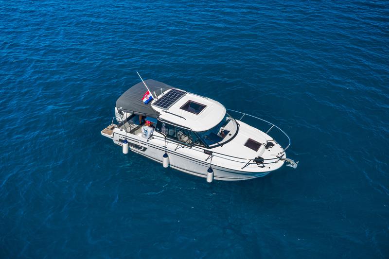 Book yachts online - motorboat - Merry Fisher 795 - KlaPa - rent