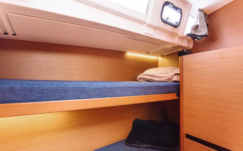 Book yachts online - sailboat - Sun Odyssey 490 - Grazia - rent