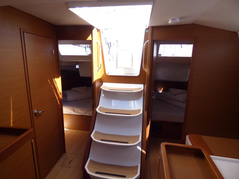 Book yachts online - sailboat - Sun Odyssey 440 - Mikkamakka - rent