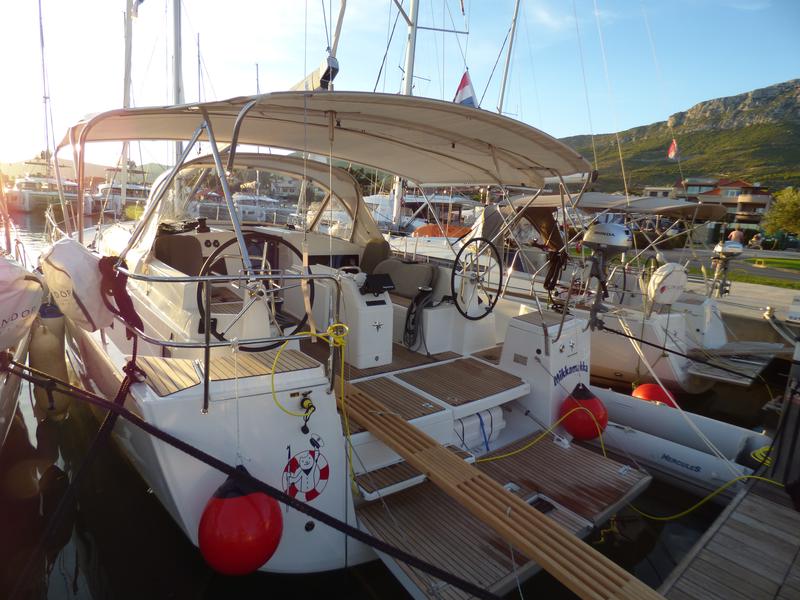 Book yachts online - sailboat - Sun Odyssey 440 - Mikkamakka - rent