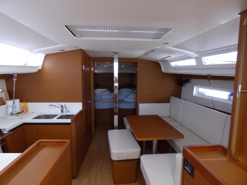 Book yachts online - sailboat - Sun Odyssey 440 - Mikkamakka - rent