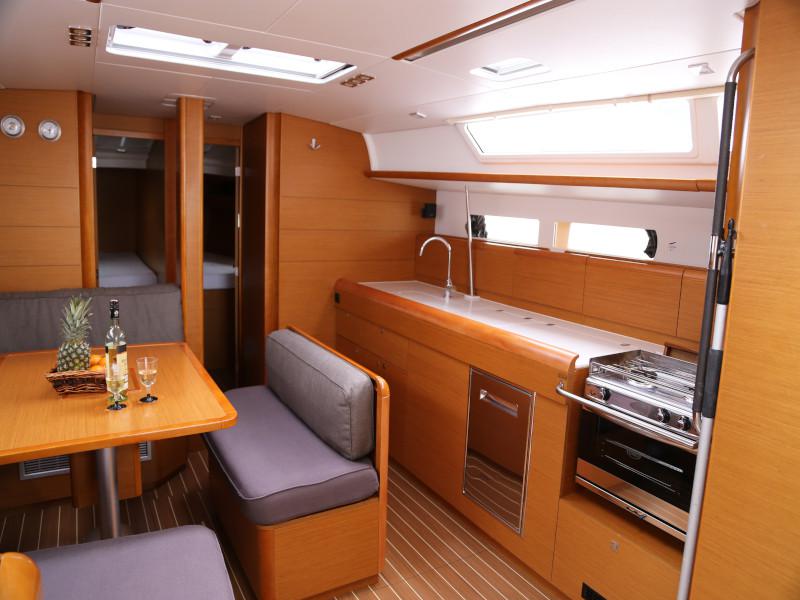Book yachts online - sailboat - Sun Odyssey 479 - Manci - rent