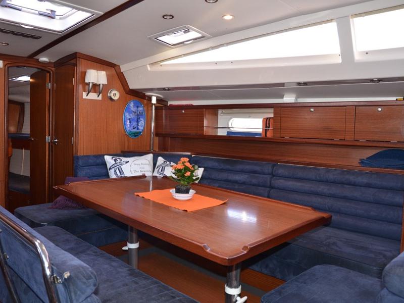 Book yachts online - sailboat - Delphia 47 - Arctic Light - rent