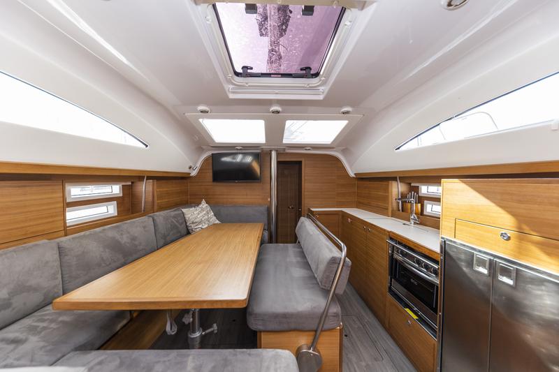 Book yachts online - sailboat - Elan Impression 45.1 2022 - Pasithea - rent