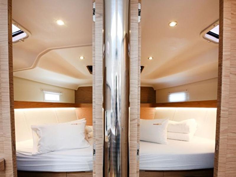 Book yachts online - sailboat - Elan 50 Impression - with AC - MOJITO - AC - rent