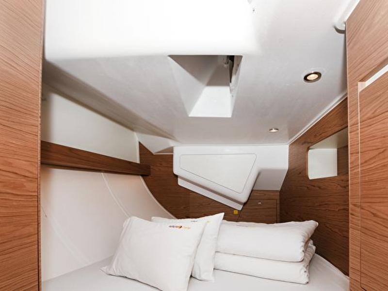 Book yachts online - sailboat - Elan 50 Impression - with AC - MOJITO - AC - rent