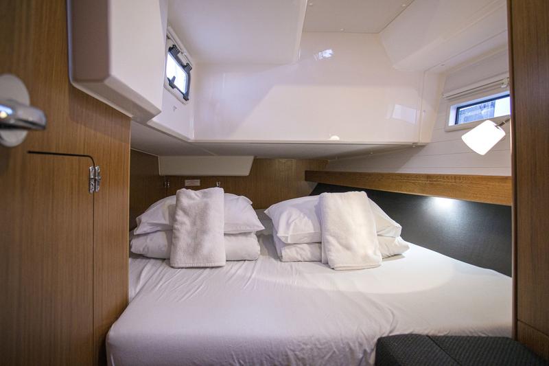 Book yachts online - sailboat - Bavaria Cruiser 41 - Instagram - rent