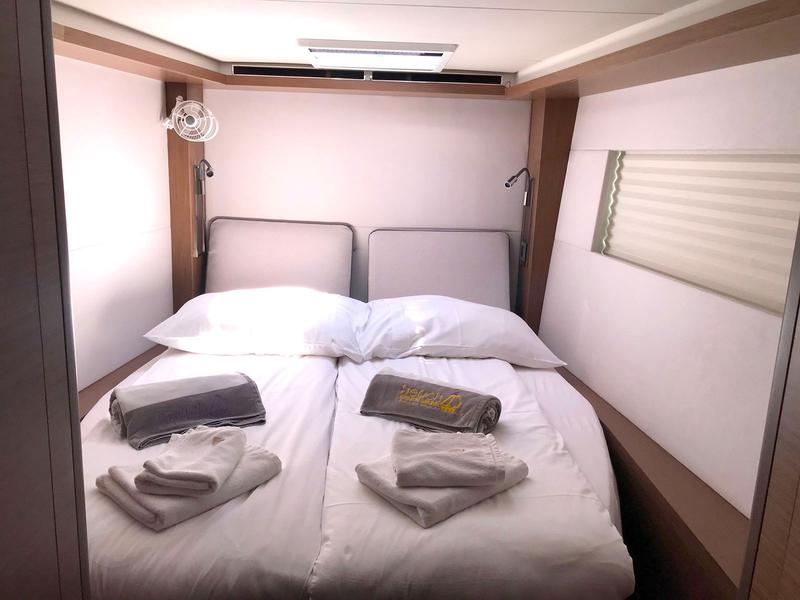 Book yachts online - catamaran - Lagoon 50 - ADRIATIC LEOPARD  - rent