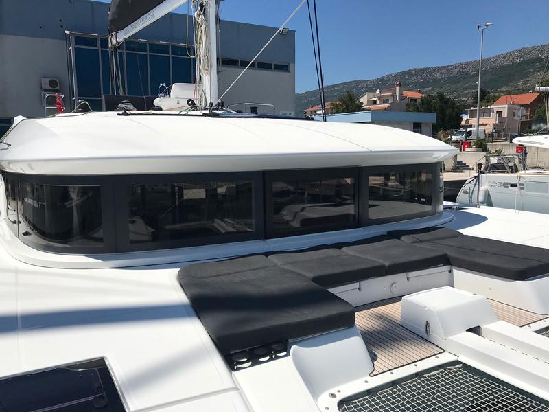 Book yachts online - catamaran - Lagoon 50 - ADRIATIC LEOPARD  - rent