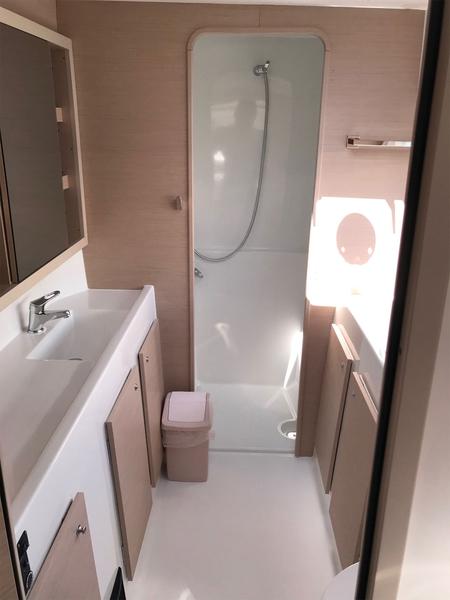 Book yachts online - catamaran - Lagoon 42 owner version - FIND US - rent