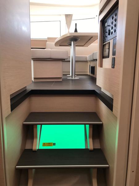 Book yachts online - catamaran - Lagoon 42 owner version - FIND US - rent