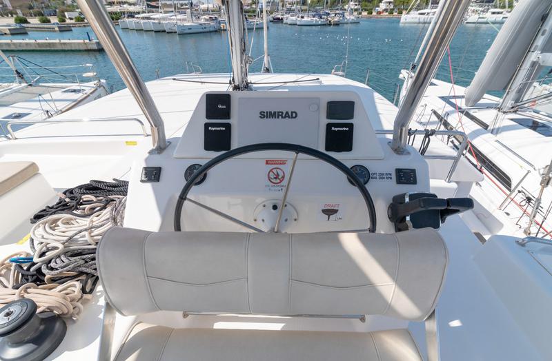 Book yachts online - catamaran - Dufour Catamaran 48 - DREAMLAND - rent